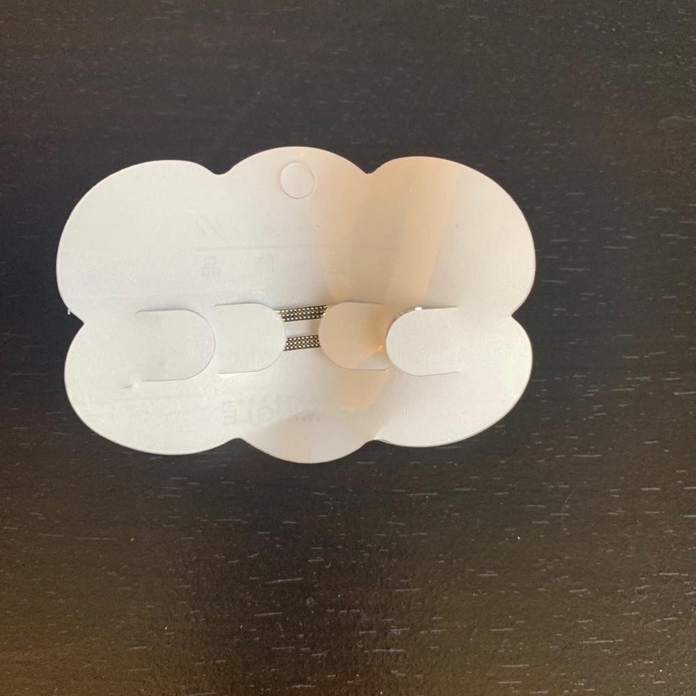 Hair Accessory - Picture 4 of 4